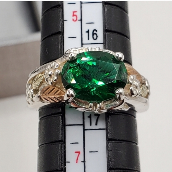 Sterling Silver / 12k Rose & Yellow Gold Simulated Green Emerald Flower Ring - Picture 5 of 7